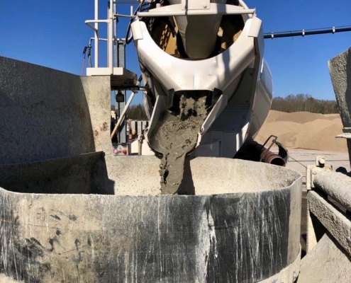 Concrete slurry disposal